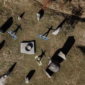 Semaine de régénération | Yoga en plein air | © TVB Wipptal | Victoria Hoertnagl