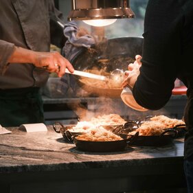 Regionalne specjały w Matreier Ochsenalm w Wipptal | © Vincent Croce