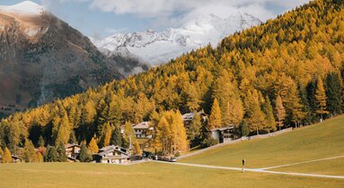 Blick von Padaun ins herbstliche Valsertal | © TVB Wipptal / Johannes Bitter